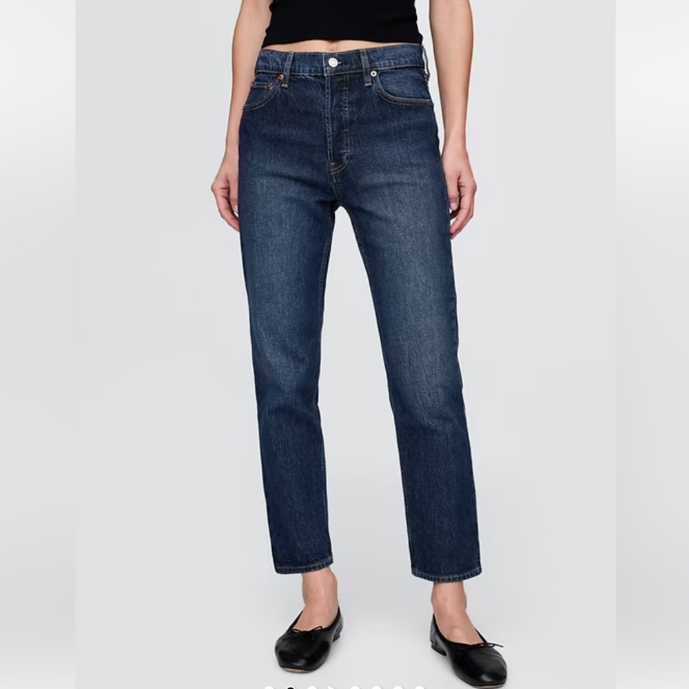 GAP High Rise Cheeky Straight Leg Jeans Size 31 short